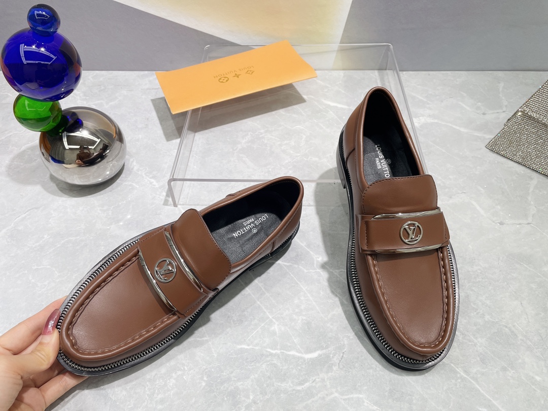 Louis Vuitton shoes WOMEN 3 - vstockx