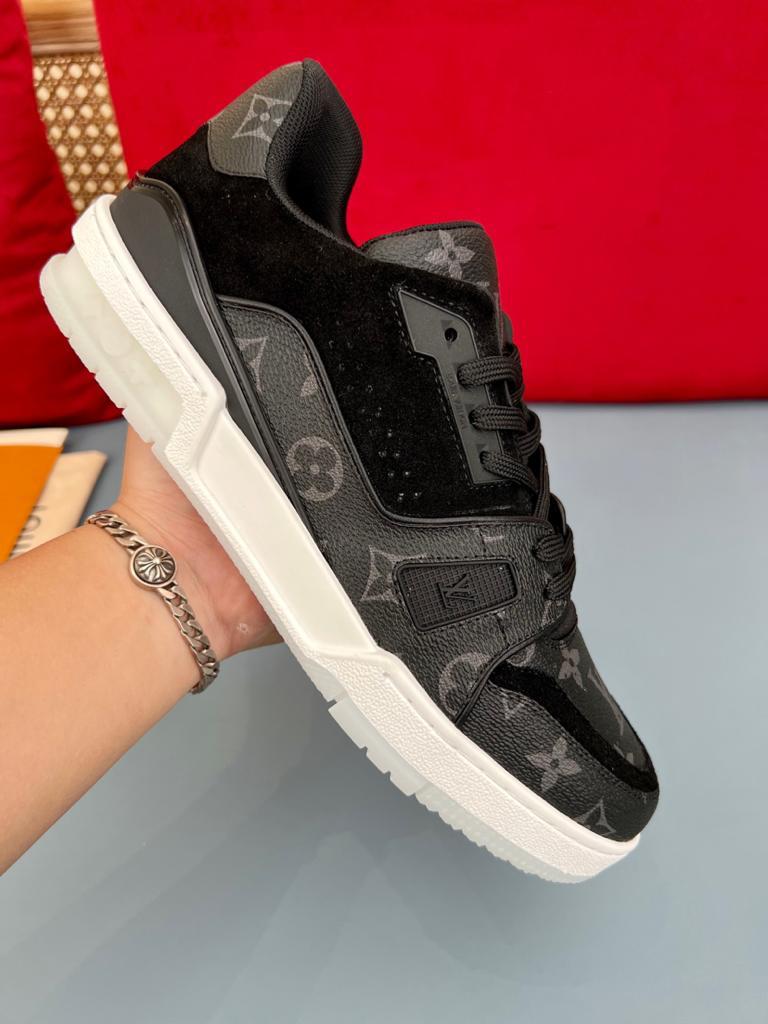Louis Vuitton Trainer Black Monogram - vstockx