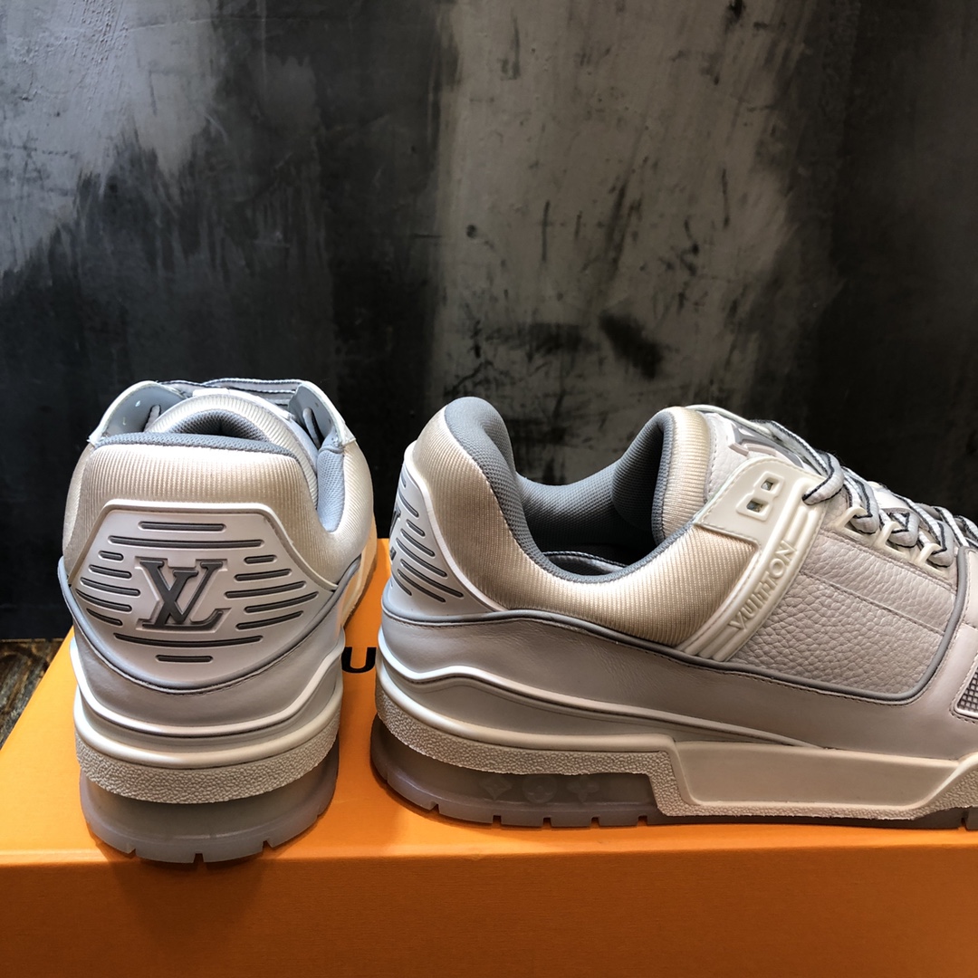 Louis Vuitton Trainer Sneakers 36 - vstockx