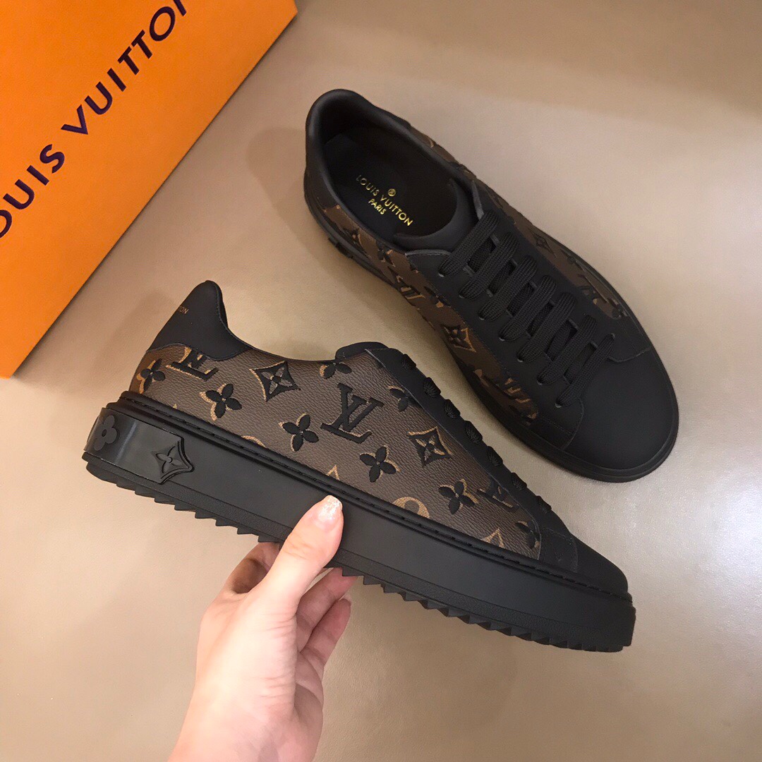 Louis Vuitton Low Top sneaker 33 - vstockx