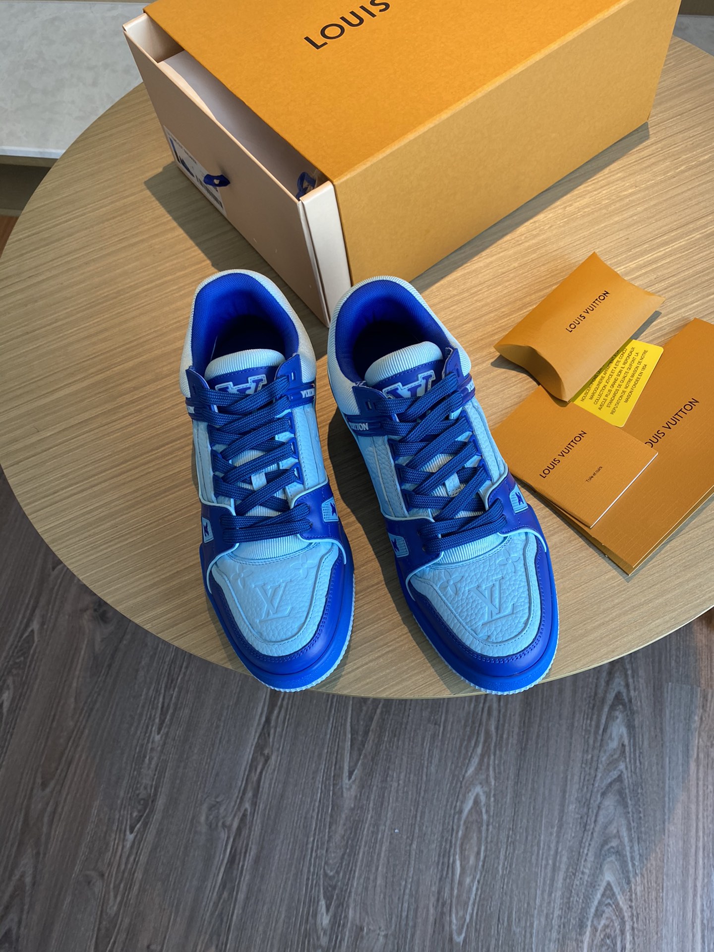 Louis Vuitton LV TRAINERS SNEAKER 9 - vstockx