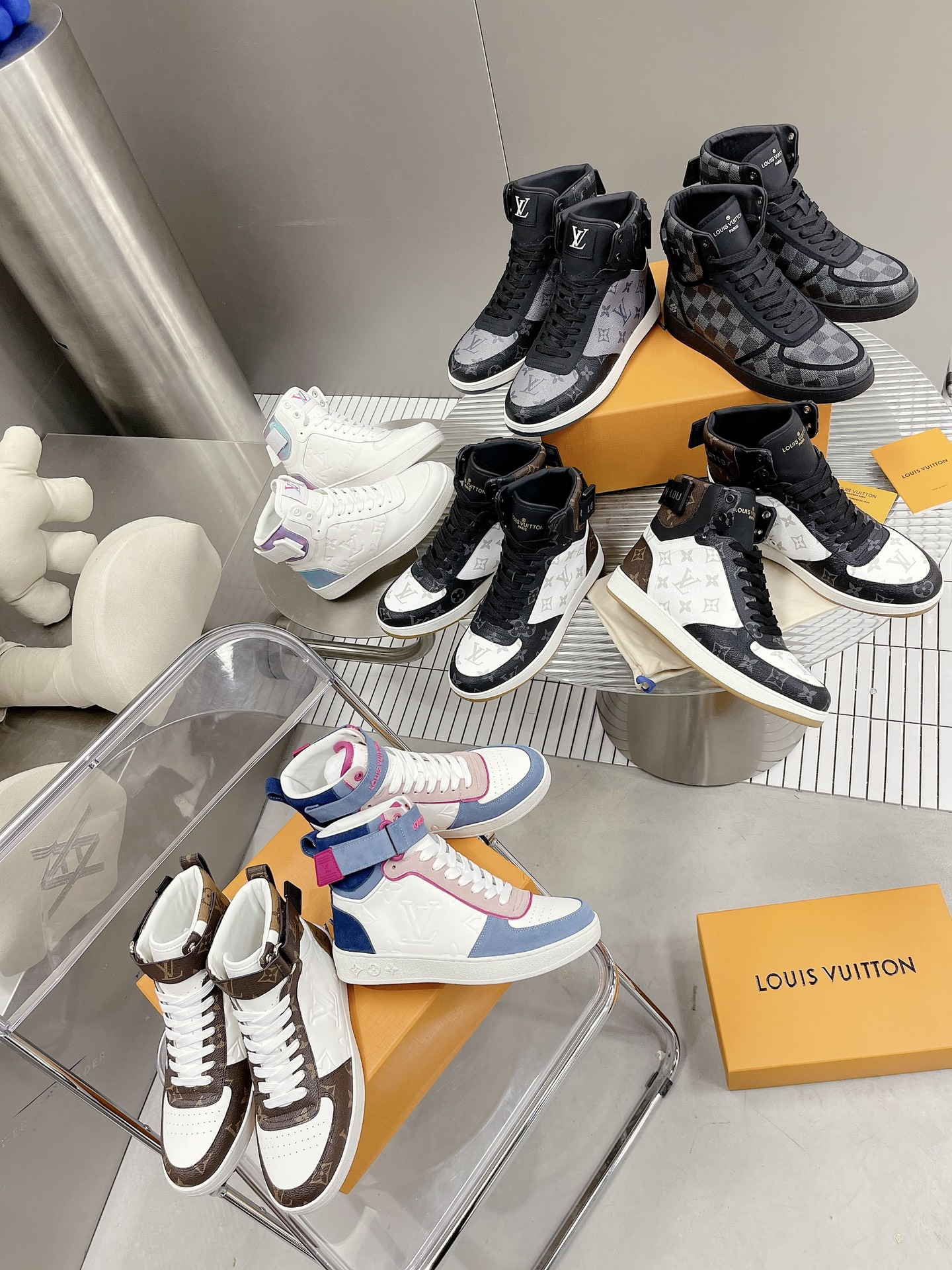 Louis Vuitton RIVOLI TRAINER BOOTS SNEAKER 11 - vstockx