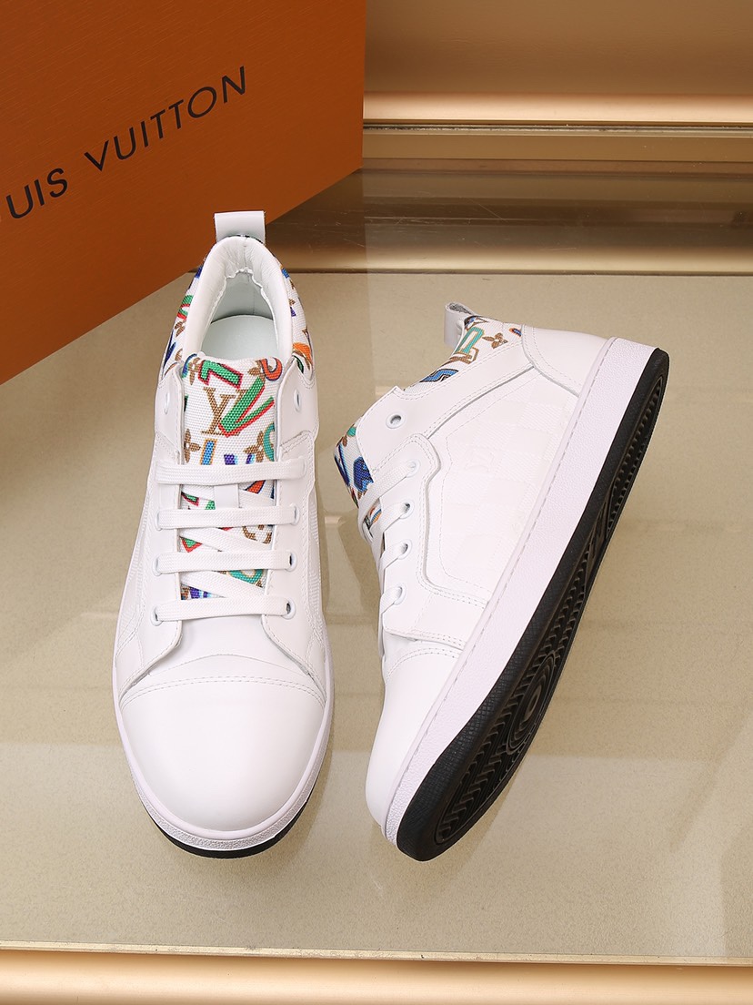Louis Vuitton Low Top sneaker 3 - vstockx