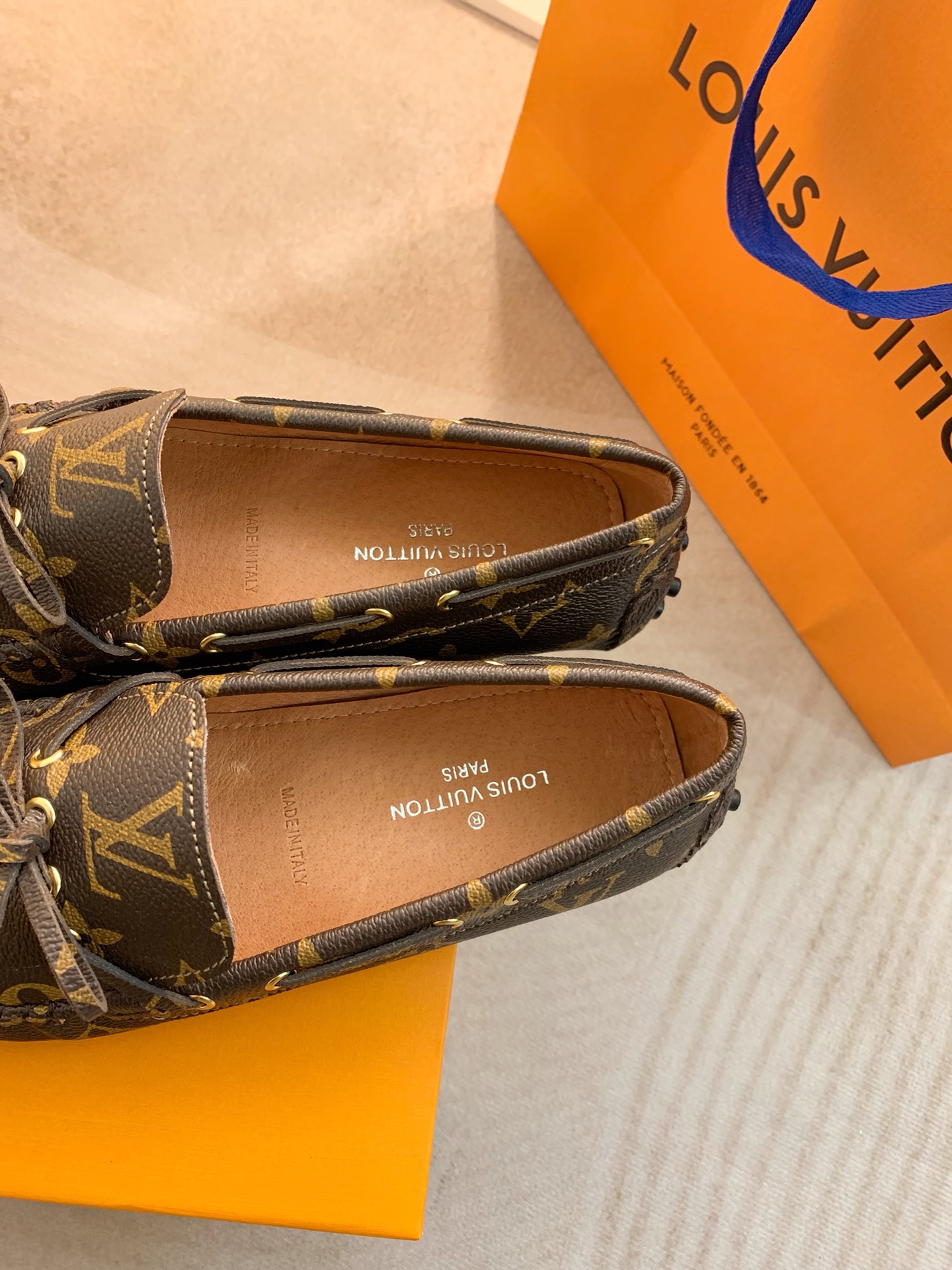 Louis Vuitton GLORIA FLAT LOAFERS WOMEN 11 - vstockx