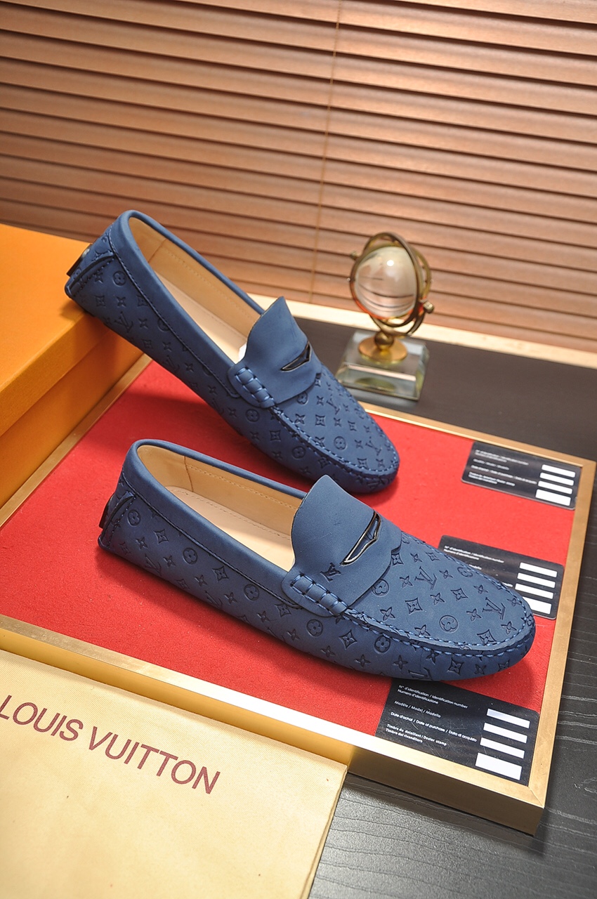 Louis Vuitton Leather Boots 24 - vstockx