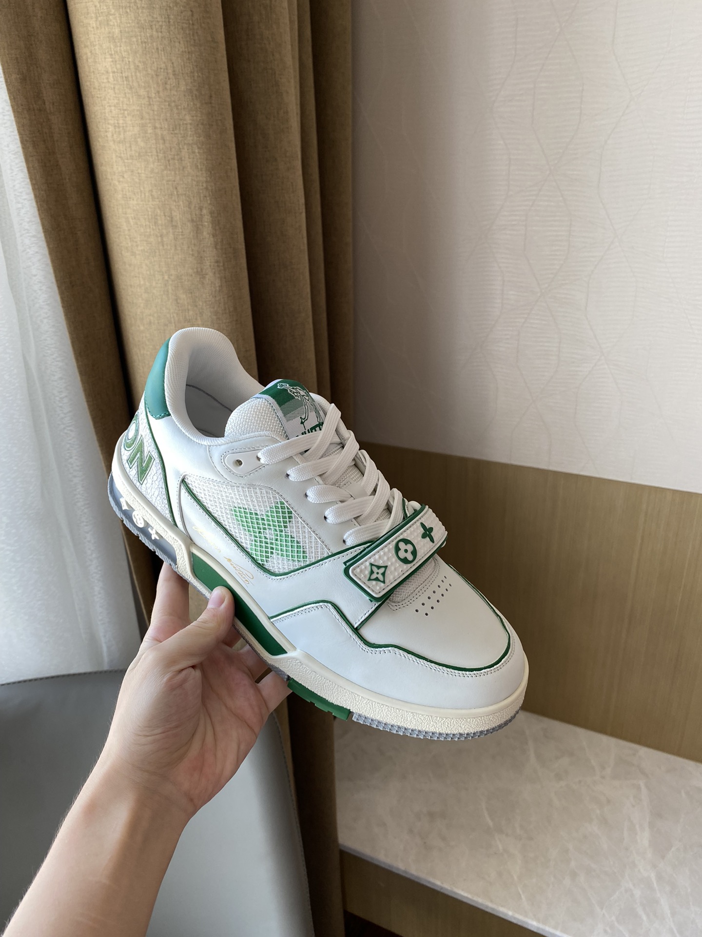 Louis Vuitton LV TRAINERS SNEAKER 9 - vstockx