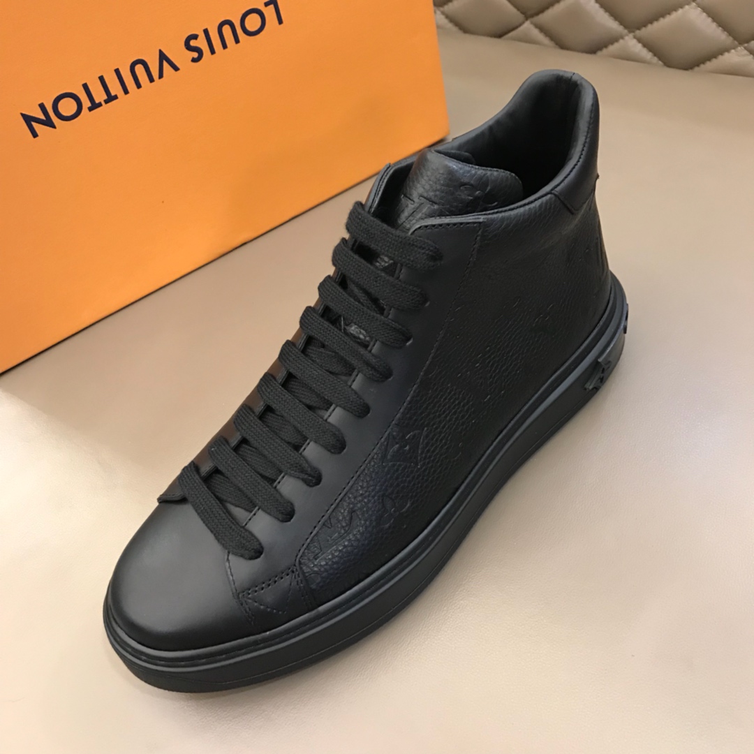 Louis Vuitton High Top sneaker 4 - vstockx