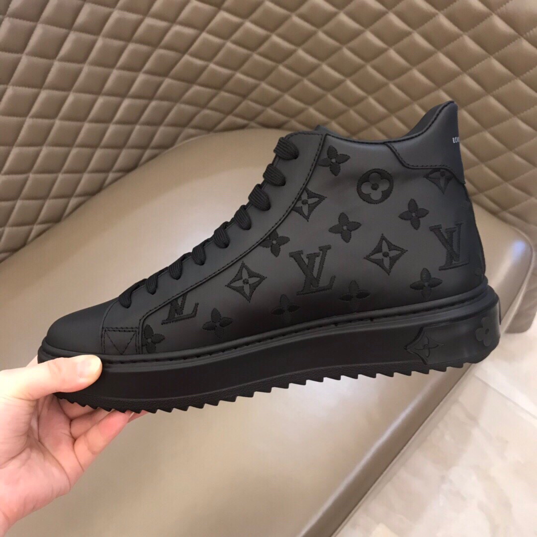 Louis Vuitton High Top sneaker 6 - vstockx