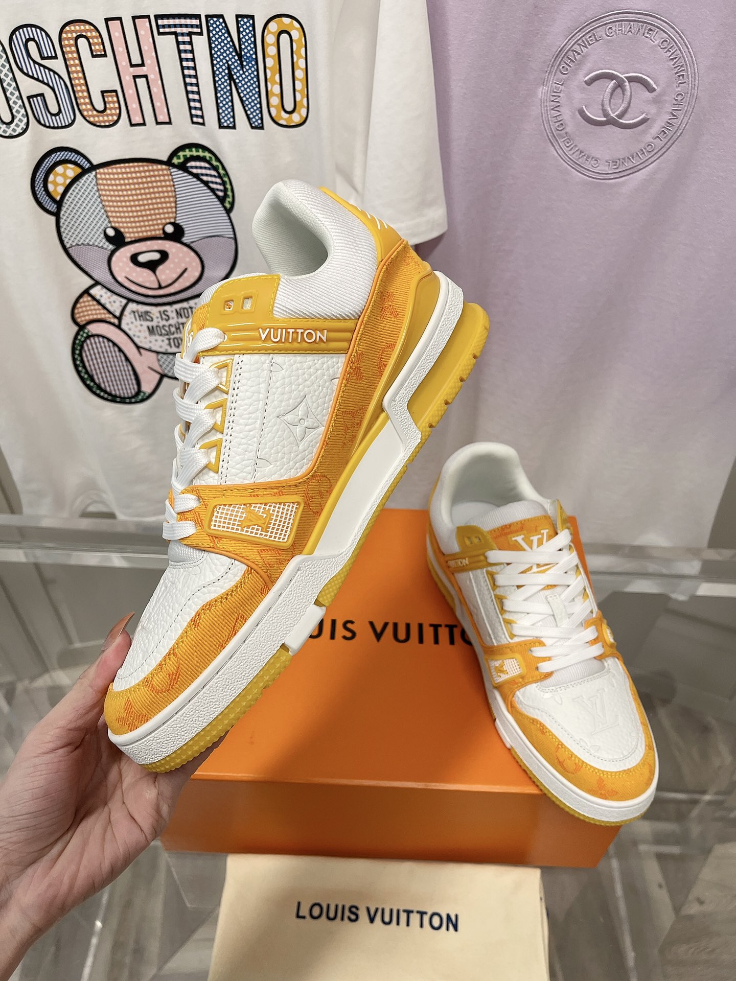 Louis Vuitton LV TRAINERS SNEAKER 2 - vstockx