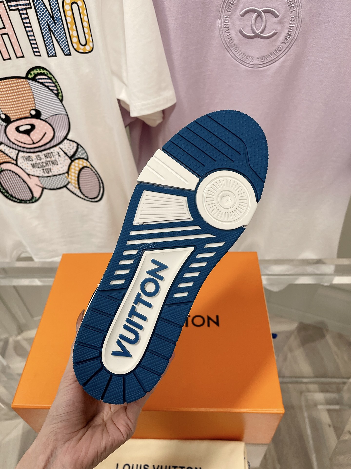 Louis Vuitton LV TRAINERS SNEAKER 2 - vstockx