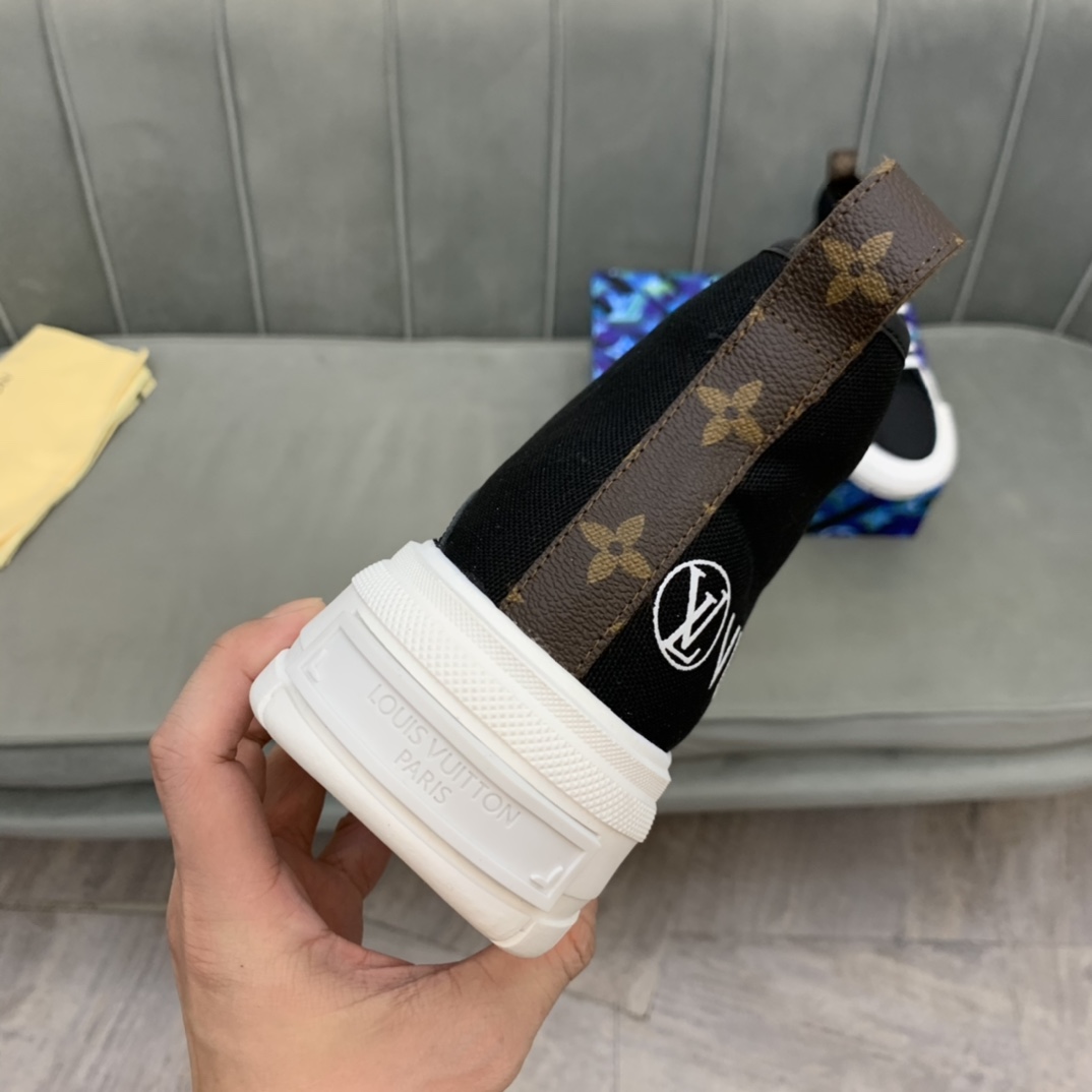 Louis Vuitton Squad sneaker 2 - vstockx
