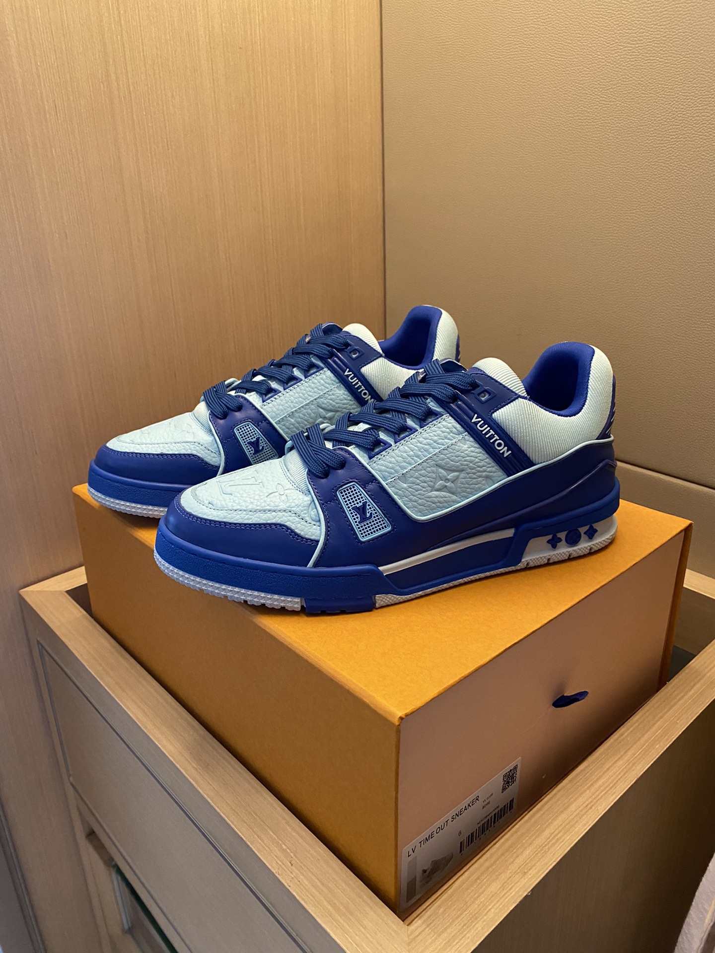 Louis Vuitton LV TRAINERS SNEAKER 9 - vstockx