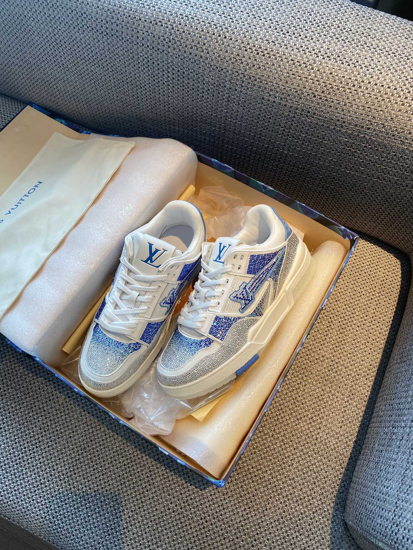 Louis Vuitton LV TRAINERS SNEAKER 9 - vstockx