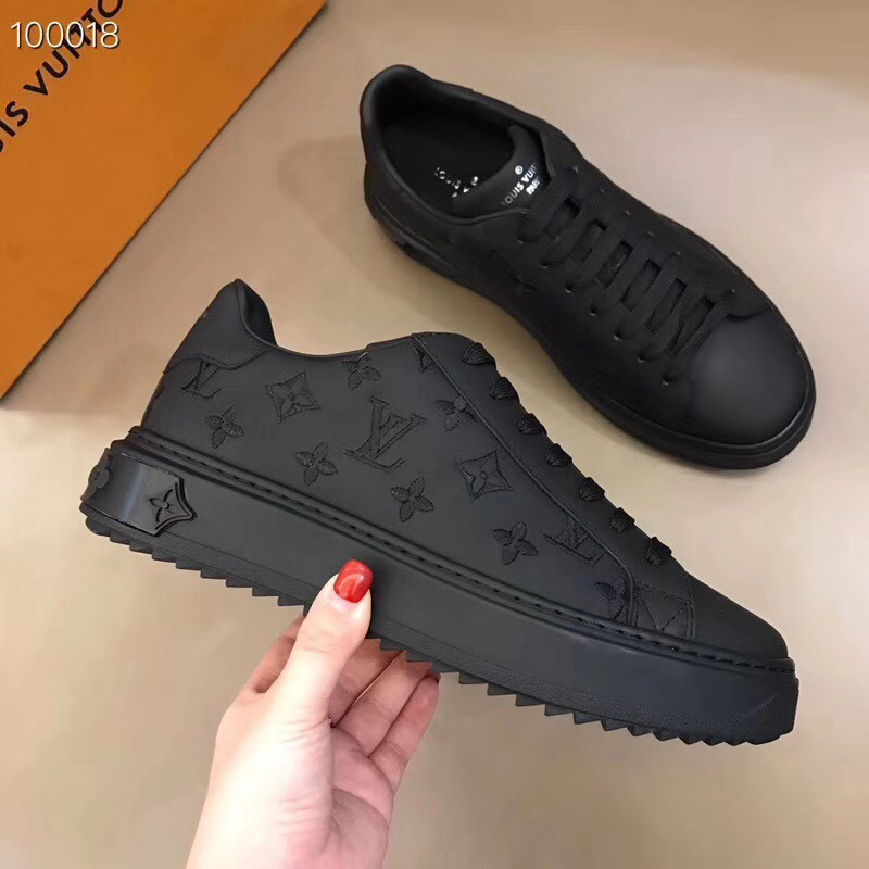 Louis Vuitton Low Top sneaker 31 - vstockx