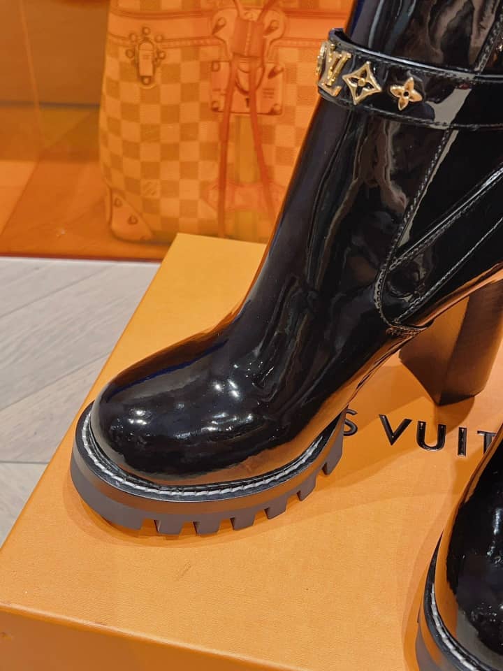 Louis Vuitton LV Star Trail Ankle Boot - vstockx