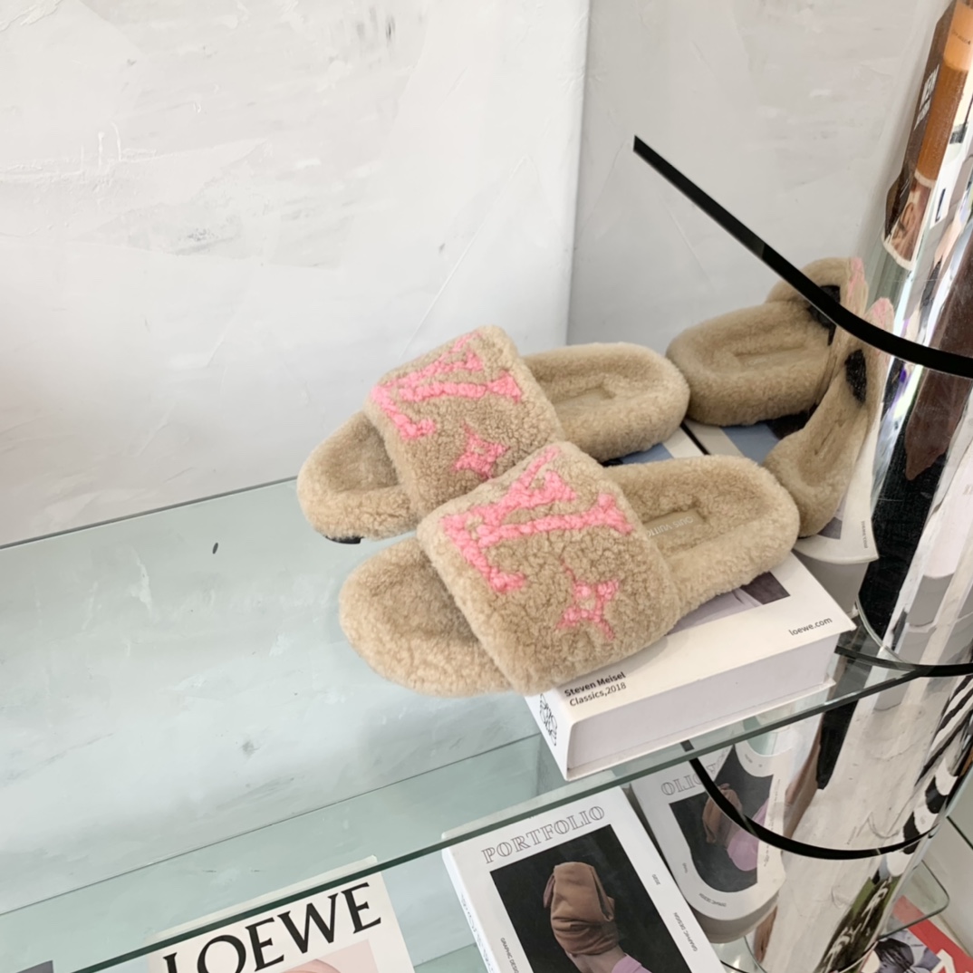 Louis Vuitton GLORIA FLAT LOAFERS WOMEN 12 - vstockx