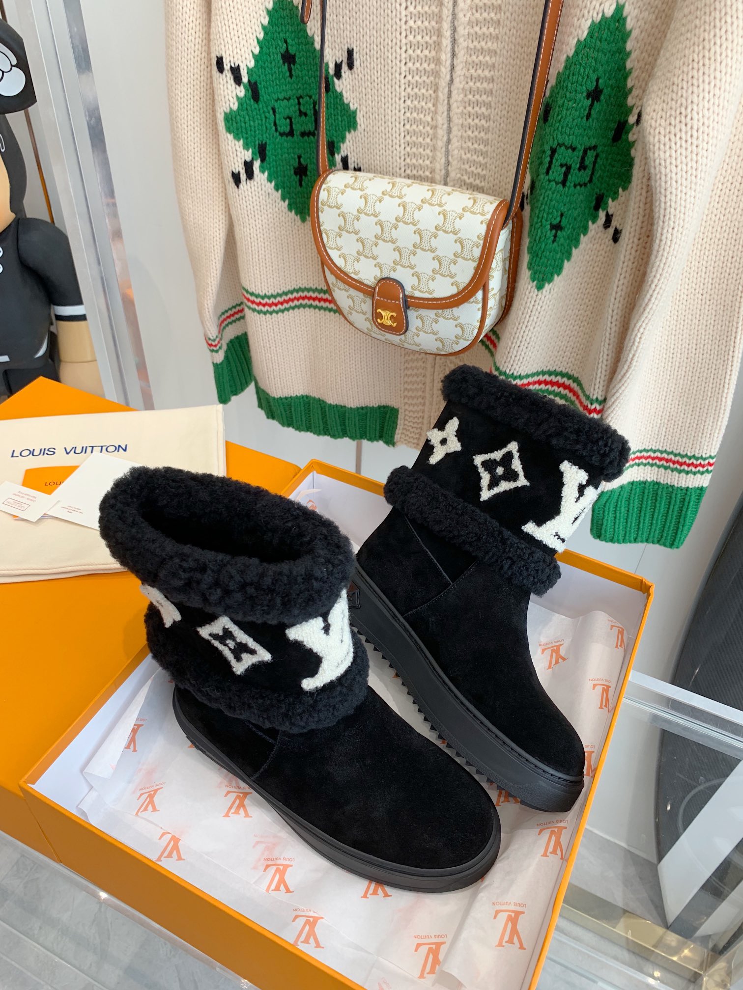 Louis Vuitton SNOWDROP FLAT ANKLE BOOTS WOMEN 13 - vstockx