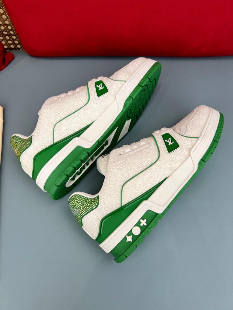 Louis Vuitton LV Trainer Green Strass - vstockx