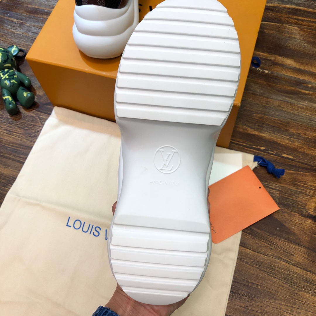 Louis Vuitton Archlight 19 - vstockx