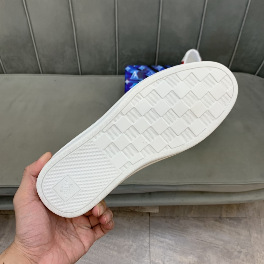 Louis Vuitton Low Top sneaker 5 - vstockx