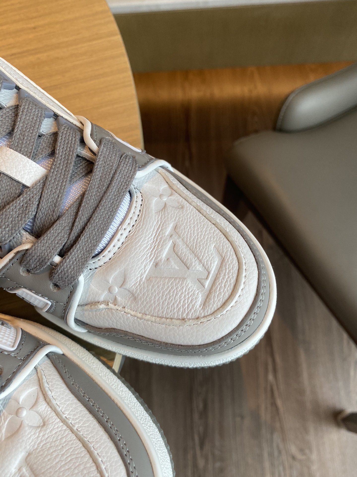 Louis Vuitton LV TRAINERS SNEAKER 9 - vstockx