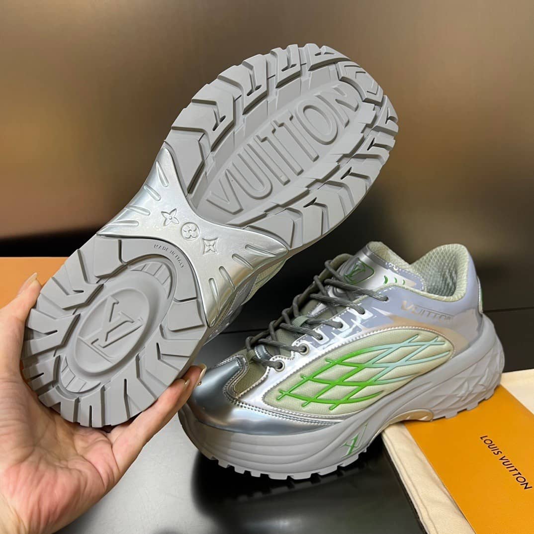 Louis Vuitton LV Discovery Lace Up Grey - vstockx