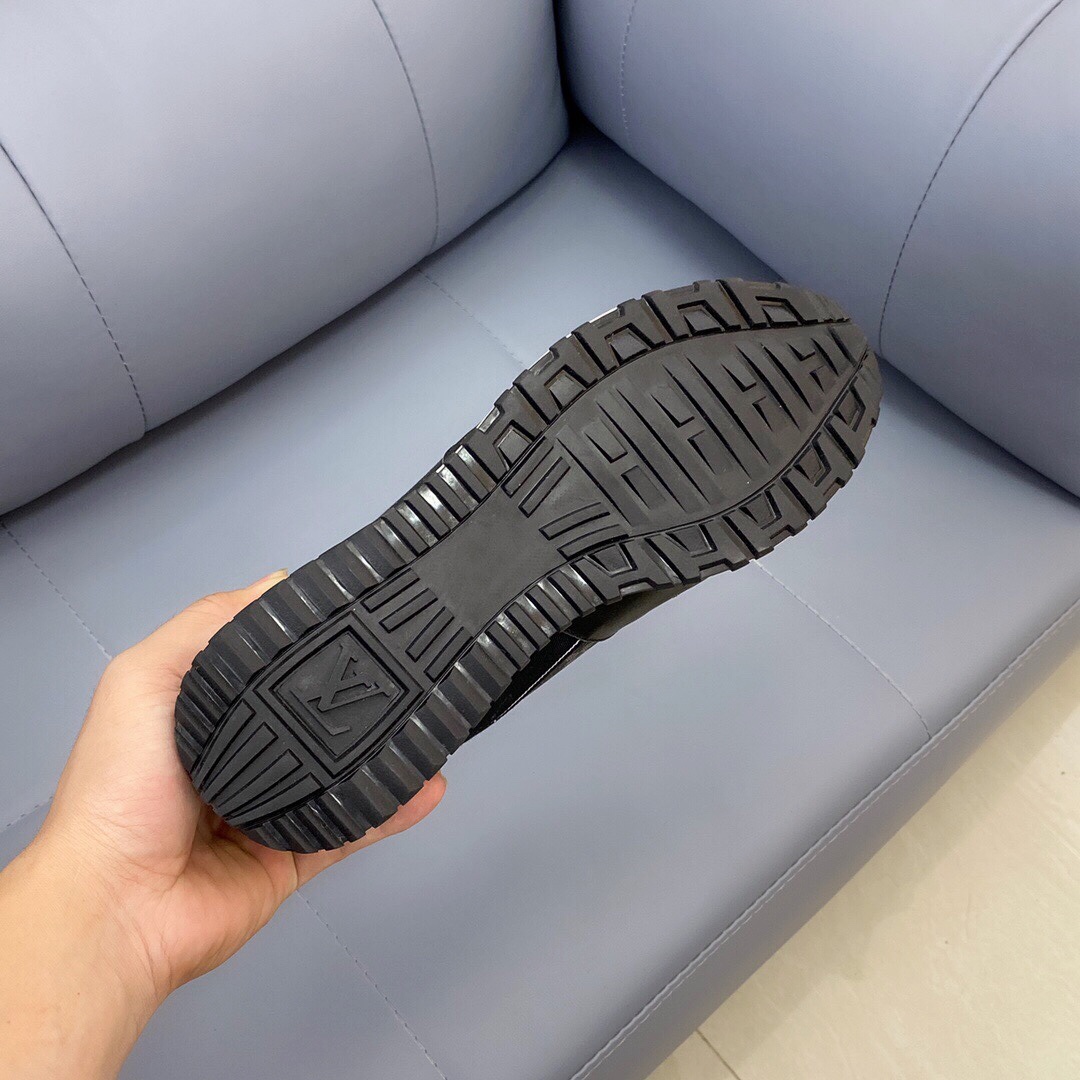 Louis Vuitton Run Away Sneaker 8 - vstockx