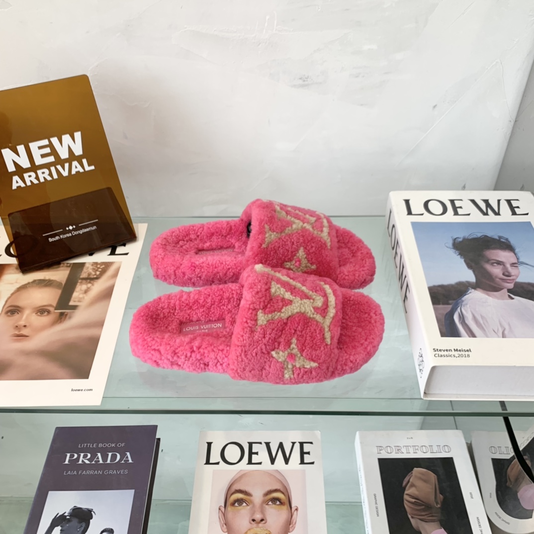 Louis Vuitton GLORIA FLAT LOAFERS WOMEN 12 - vstockx