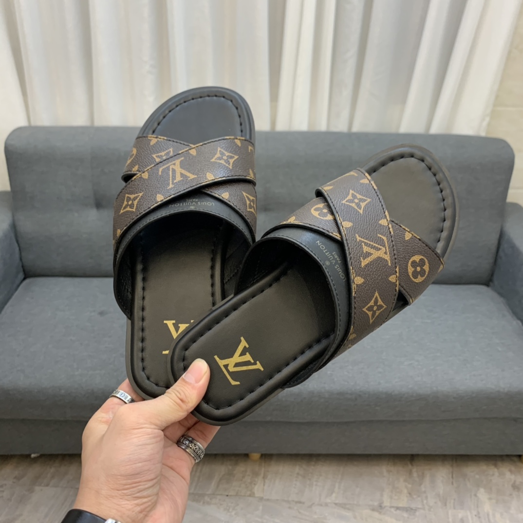 Louis Vuitton Slipper 138 - vstockx