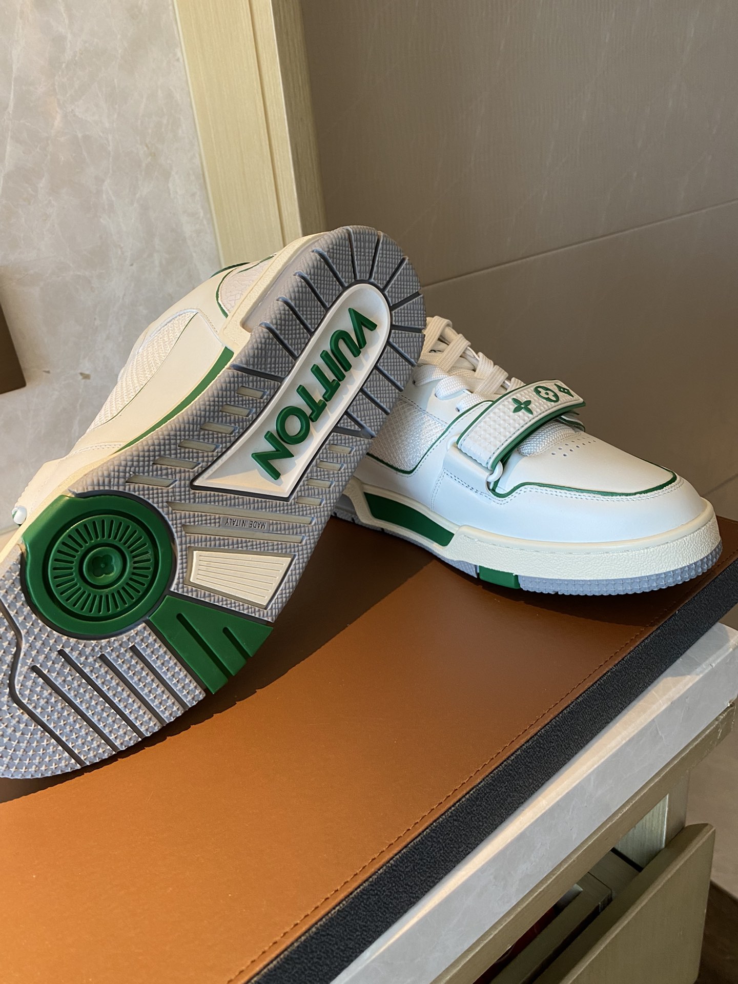 Louis Vuitton LV TRAINERS SNEAKER 9 - vstockx