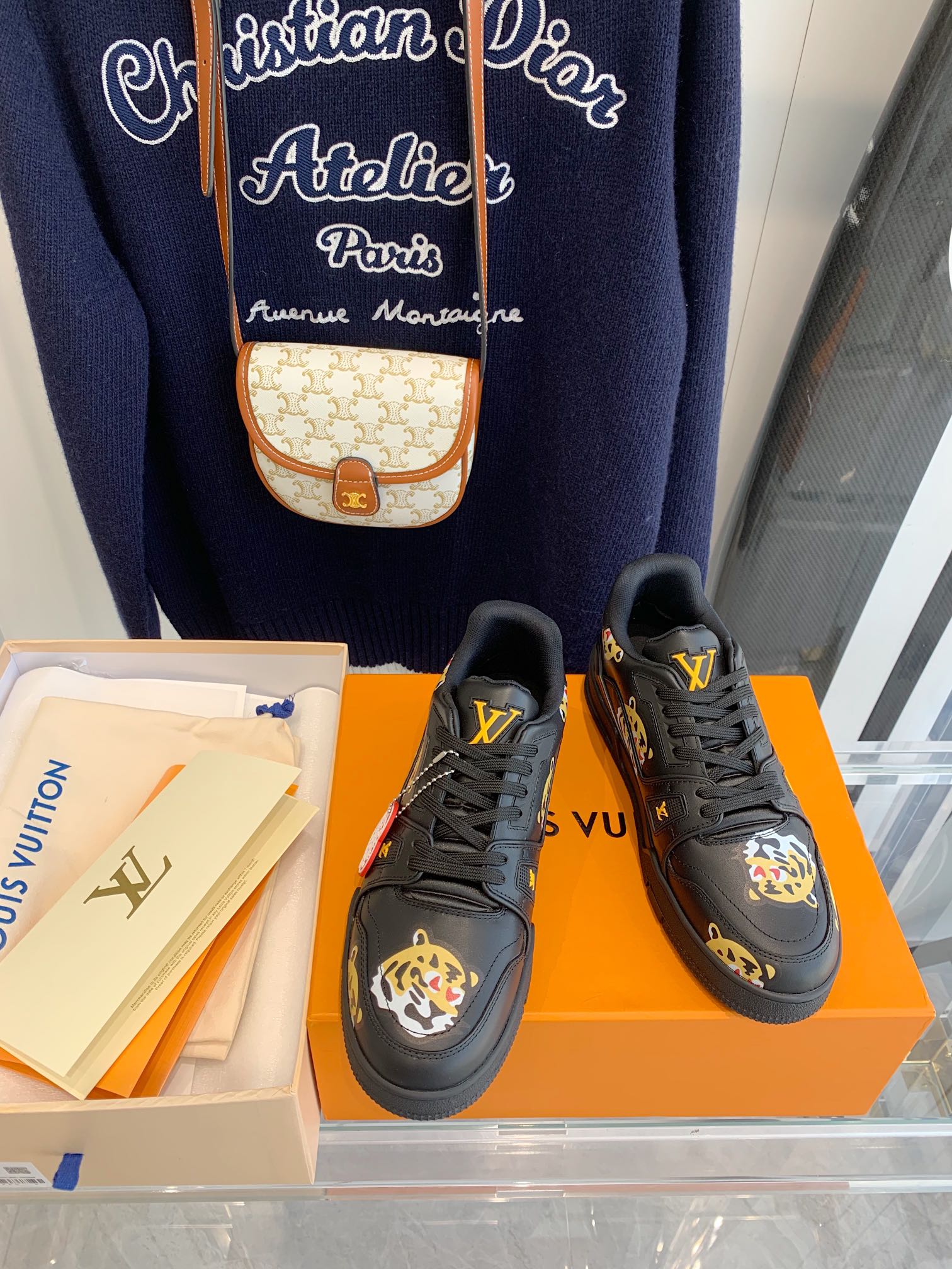 Louis Vuitton LV TRAINERS SNEAKER 8 - vstockx