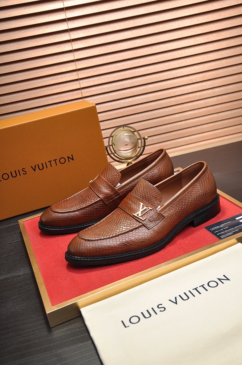 Louis Vuitton Leather Boots 39 - vstockx