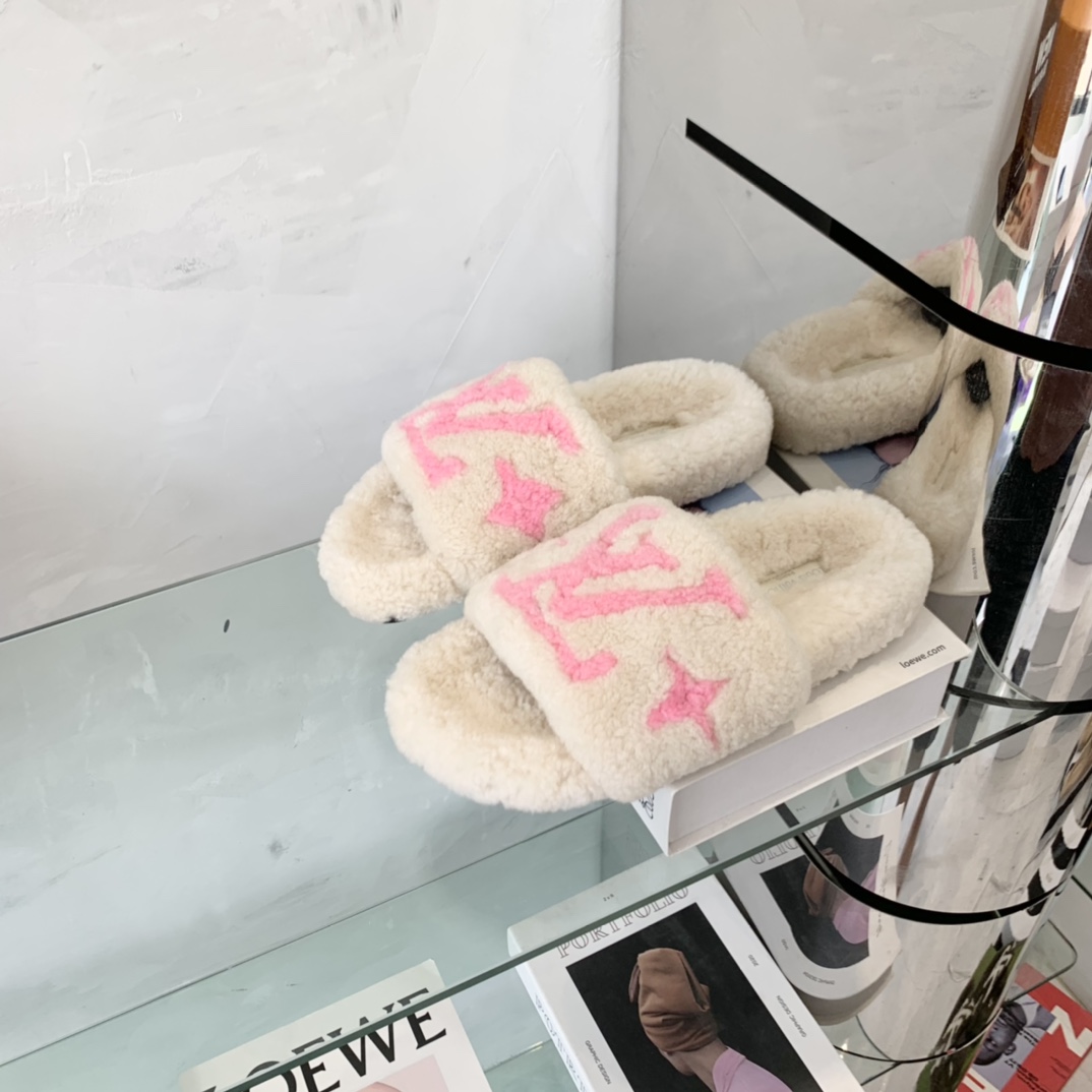 Louis Vuitton GLORIA FLAT LOAFERS WOMEN 12 - vstockx