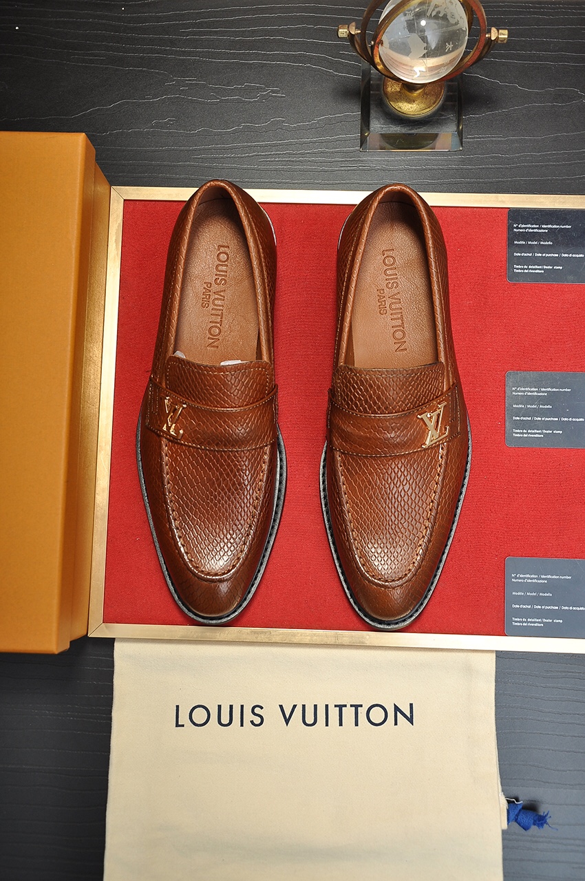 Louis Vuitton Leather Boots 39 - vstockx