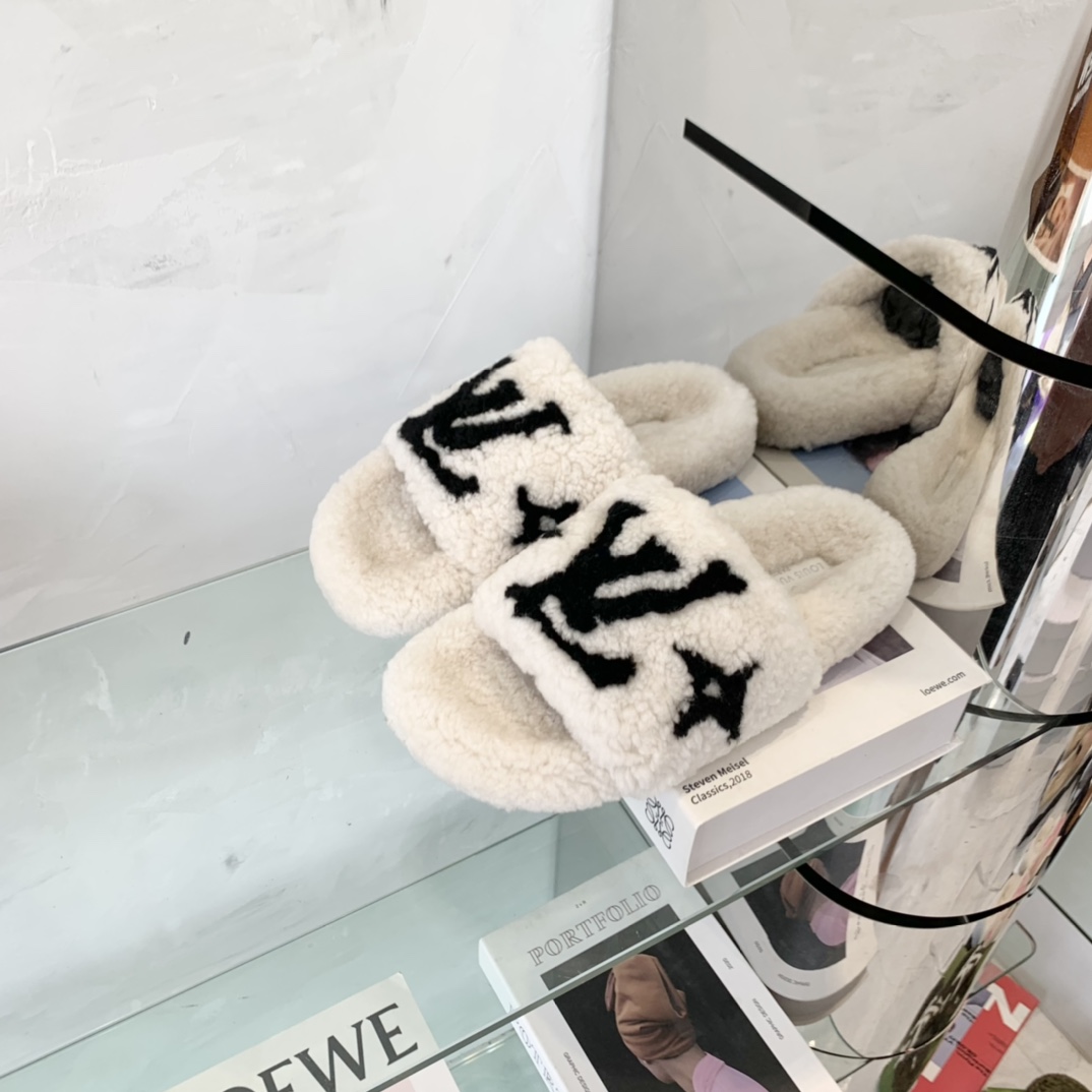 Louis Vuitton GLORIA FLAT LOAFERS WOMEN 12 - vstockx