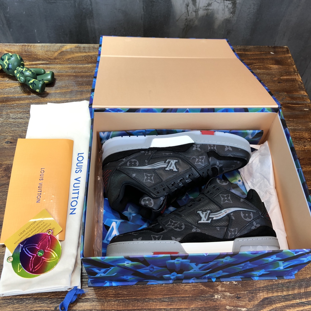 Louis Vuitton Trainer Sneakers 7 - vstockx