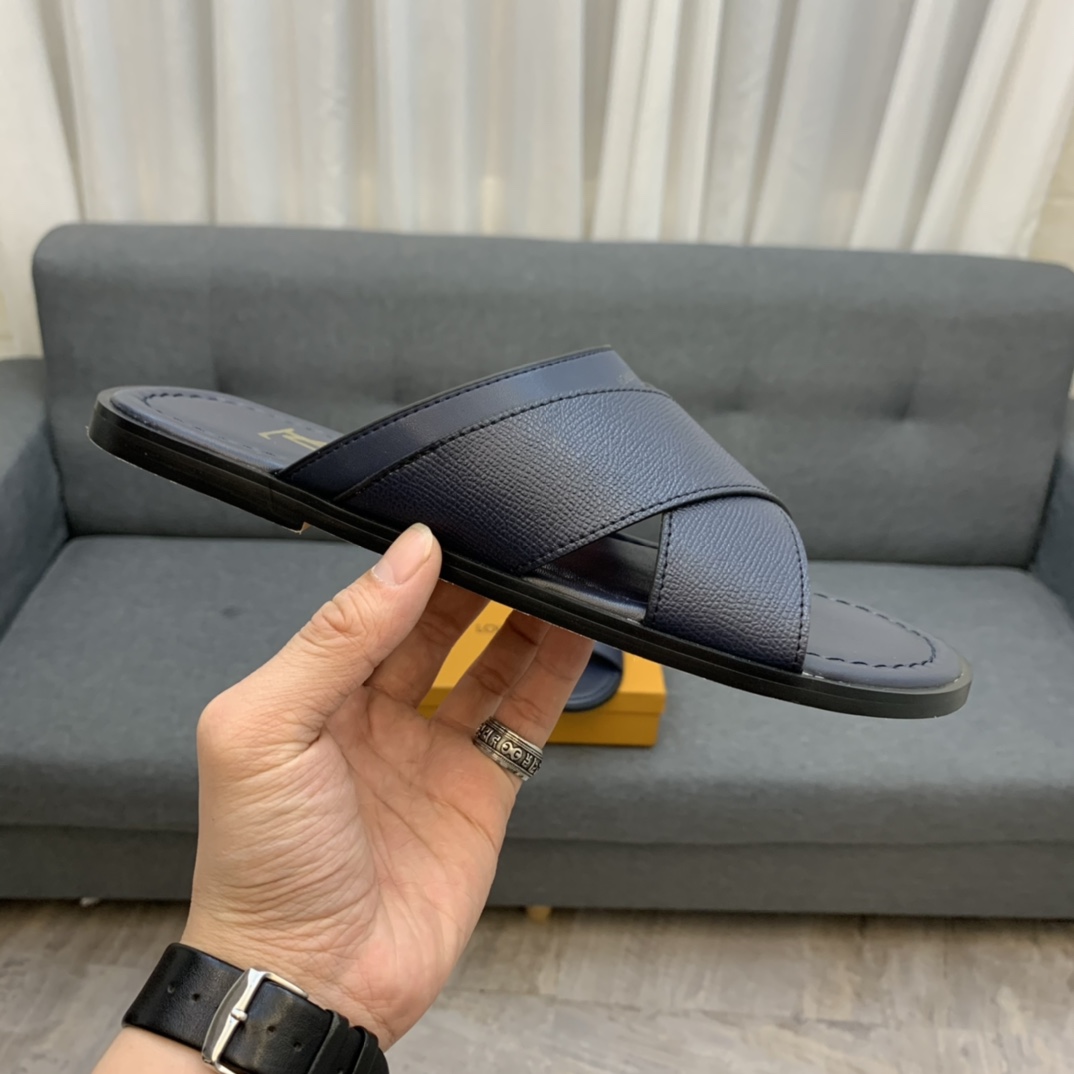 Louis Vuitton Slipper 131 - vstockx