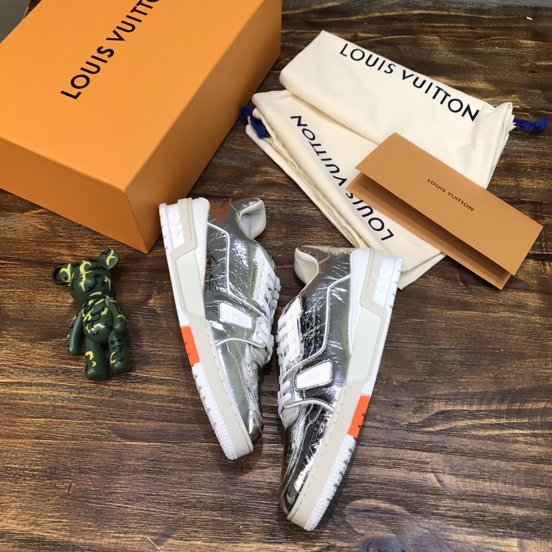 Louis Vuitton Trainer Sneakers 32 - vstockx