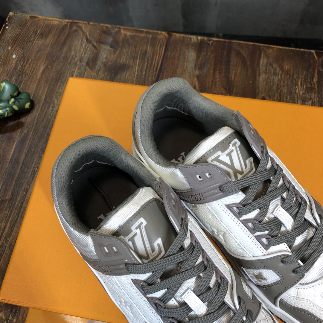 Louis Vuitton Trainer Sneakers 70 - vstockx