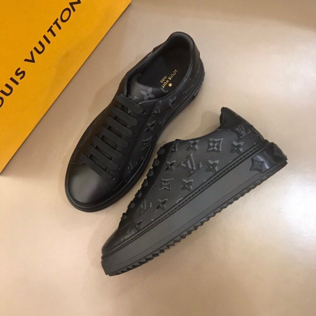 Louis Vuitton Low Top sneaker 35 - vstockx