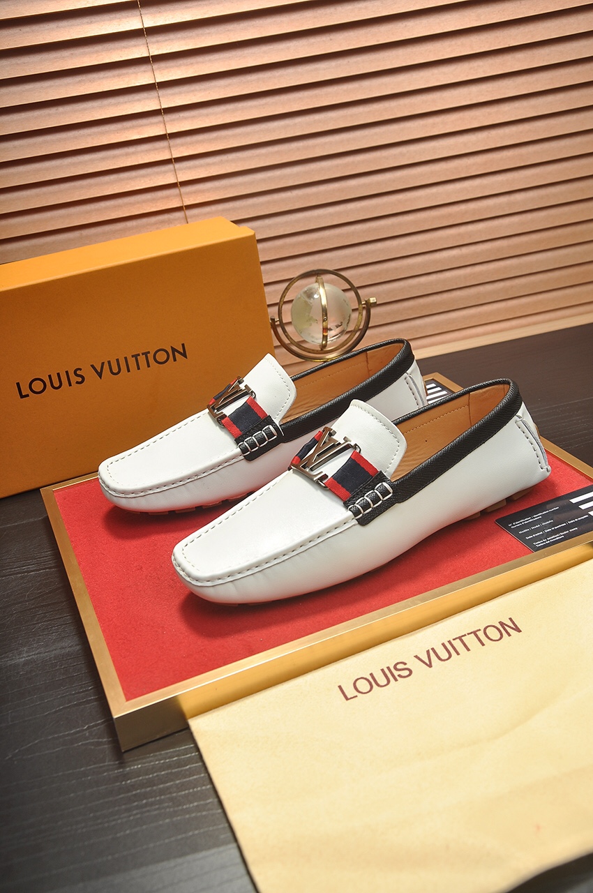 Louis Vuitton Leather Boots 28 - vstockx