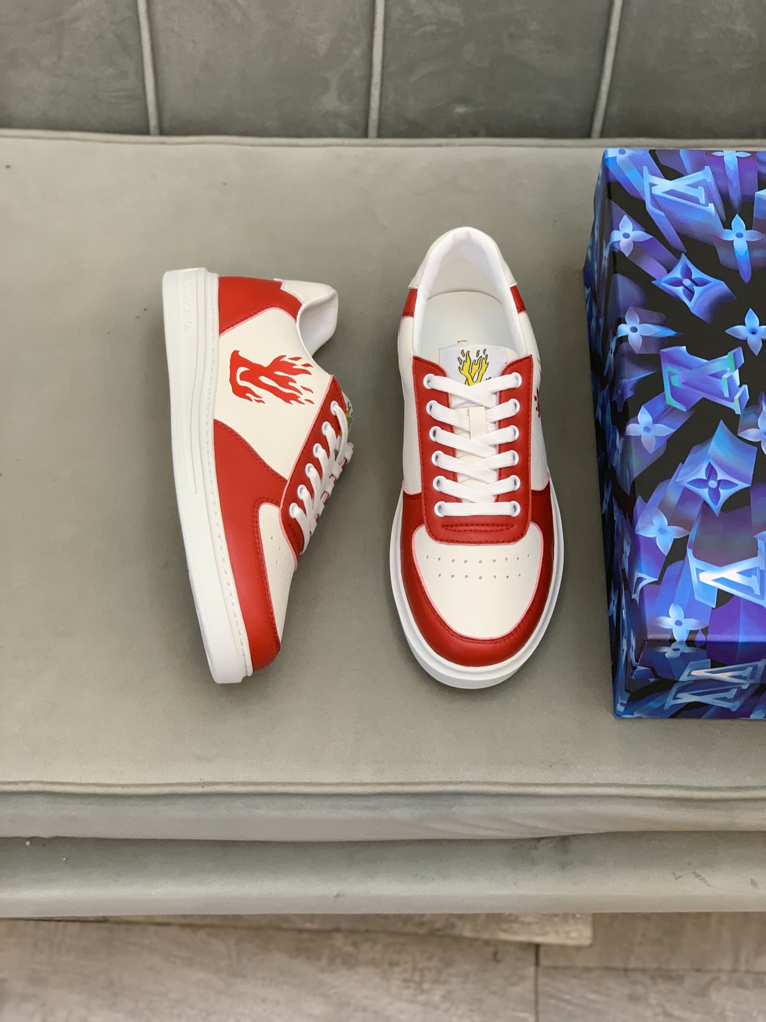 Louis Vuitton Low Top sneaker 5 - vstockx