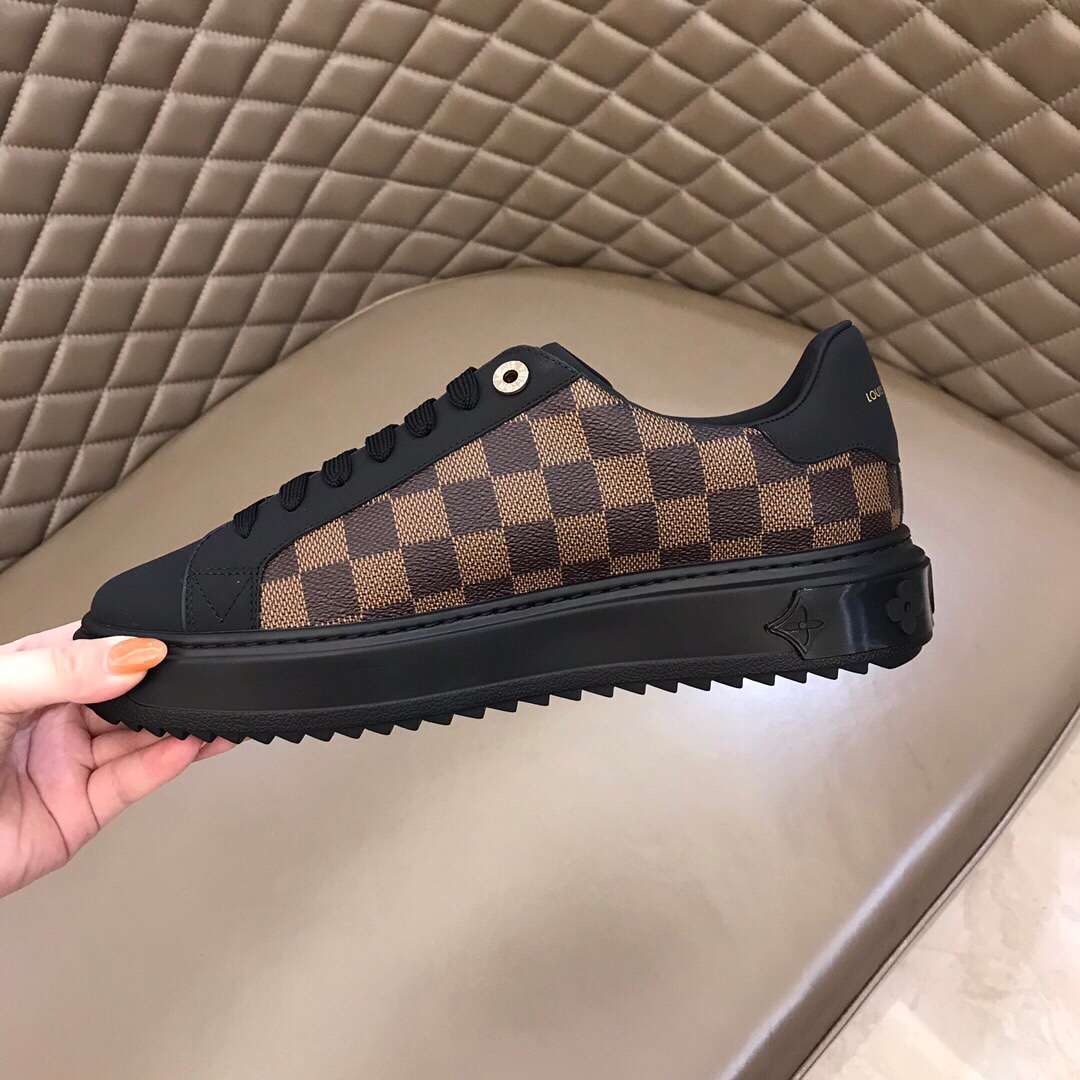 Louis Vuitton Low Top sneaker 18 - vstockx