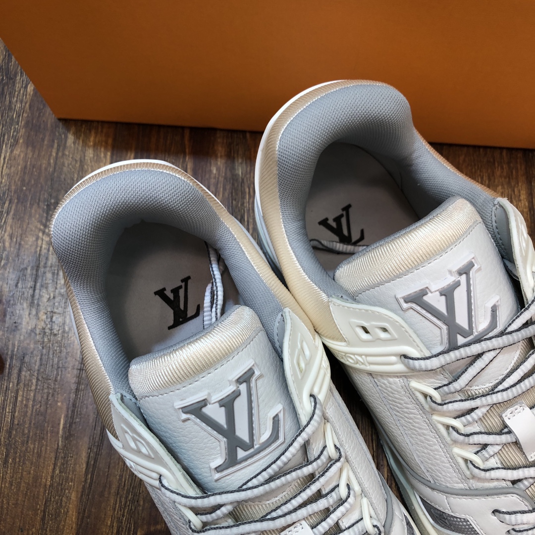 Louis Vuitton Trainer Sneakers 36 - vstockx