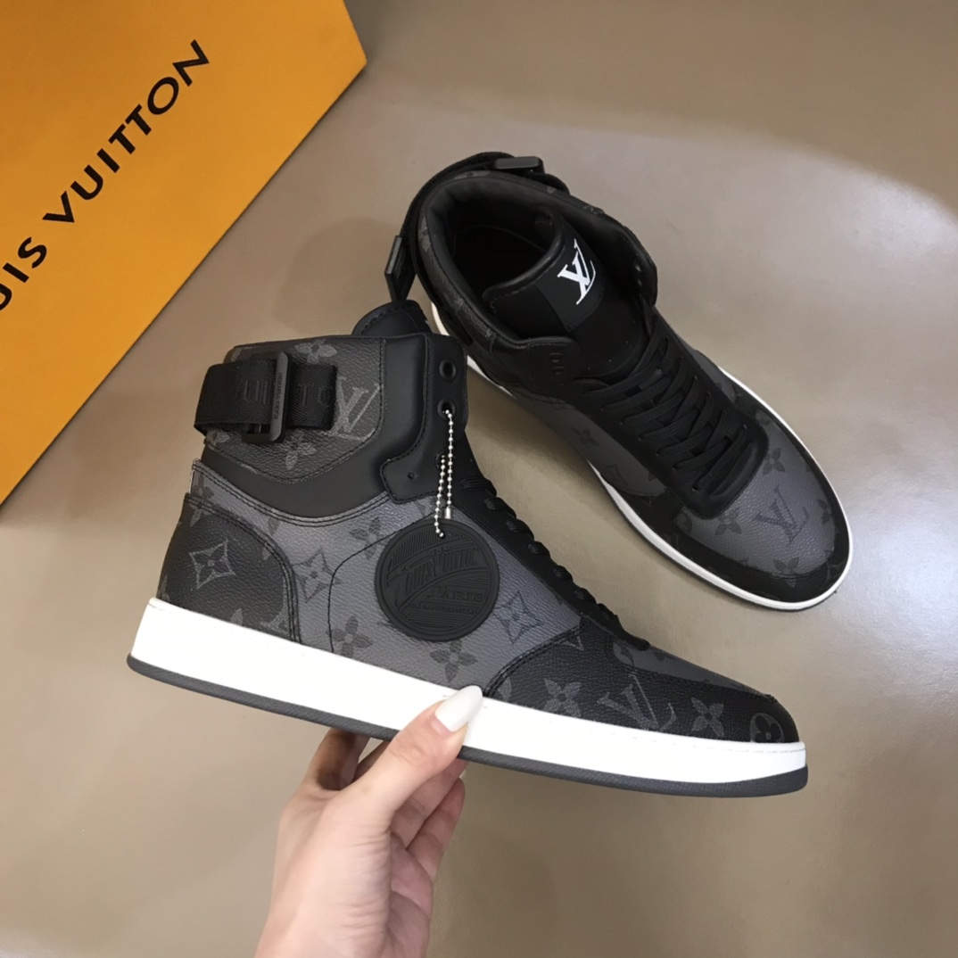 Louis Vuitton Rivoli sneaker 20 - vstockx