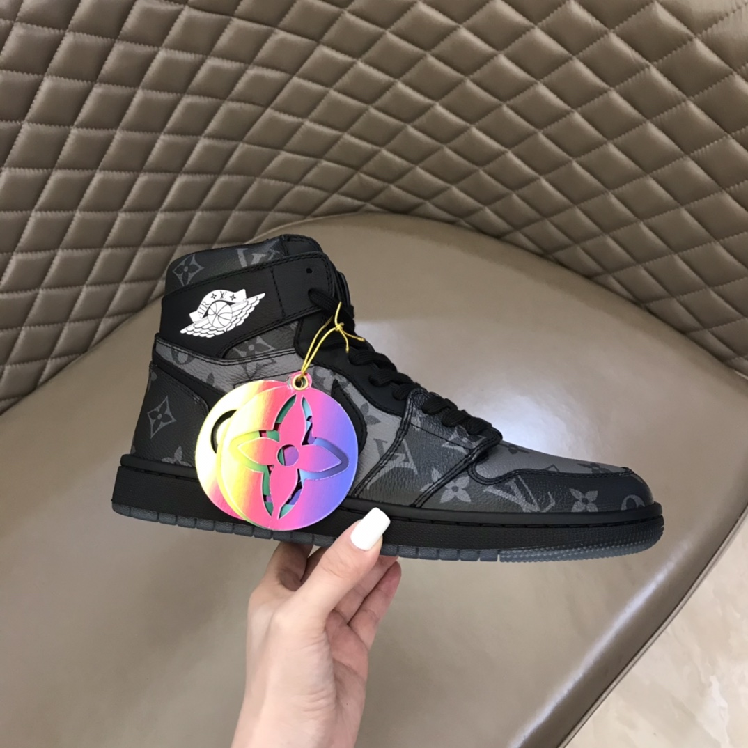Louis Vuitton & Nike sneaker 14 - vstockx