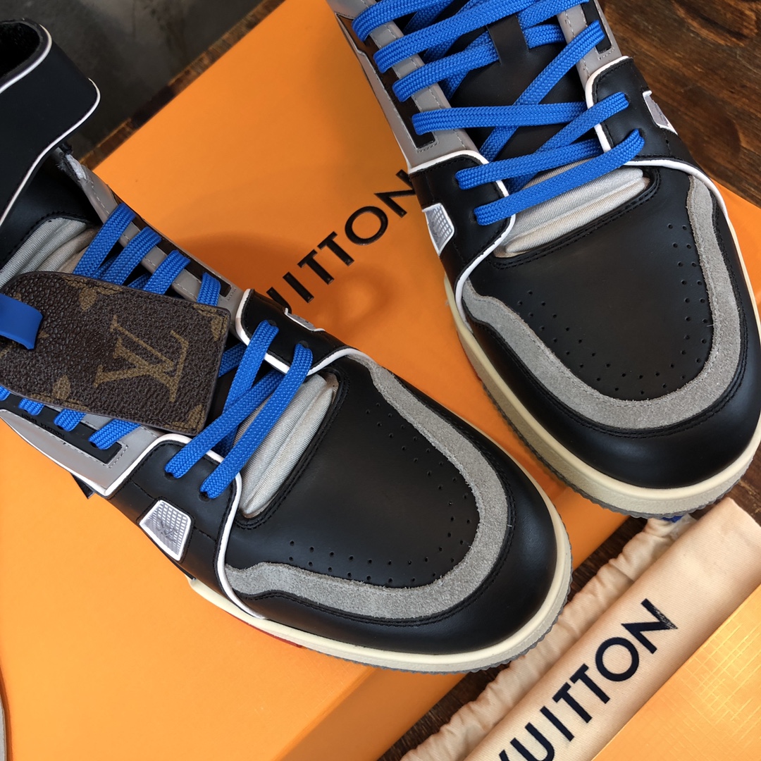 Louis Vuitton Trainer Sneakers 14 - vstockx