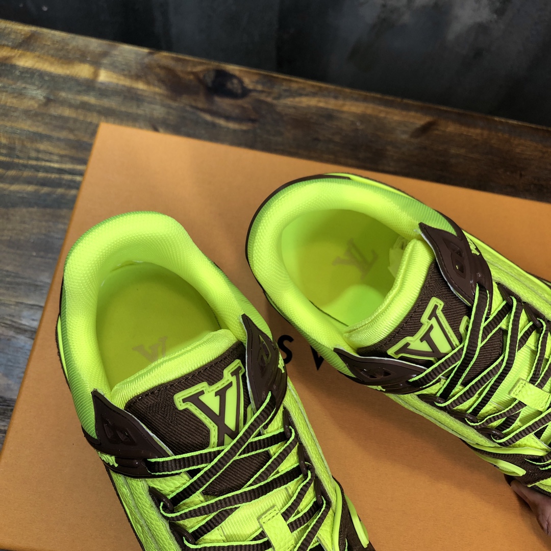 Louis Vuitton Trainer Sneakers 83 - vstockx