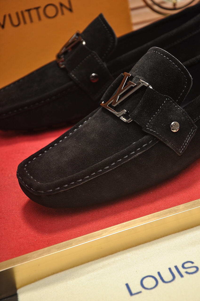 Louis Vuitton Leather Boots 38 - vstockx