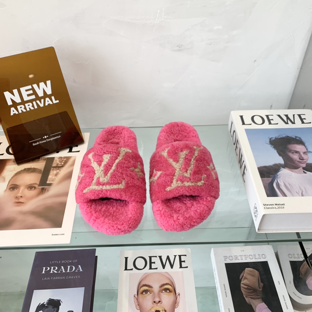 Louis Vuitton GLORIA FLAT LOAFERS WOMEN 12 - vstockx